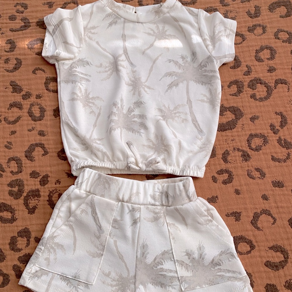 2 -Piece Set